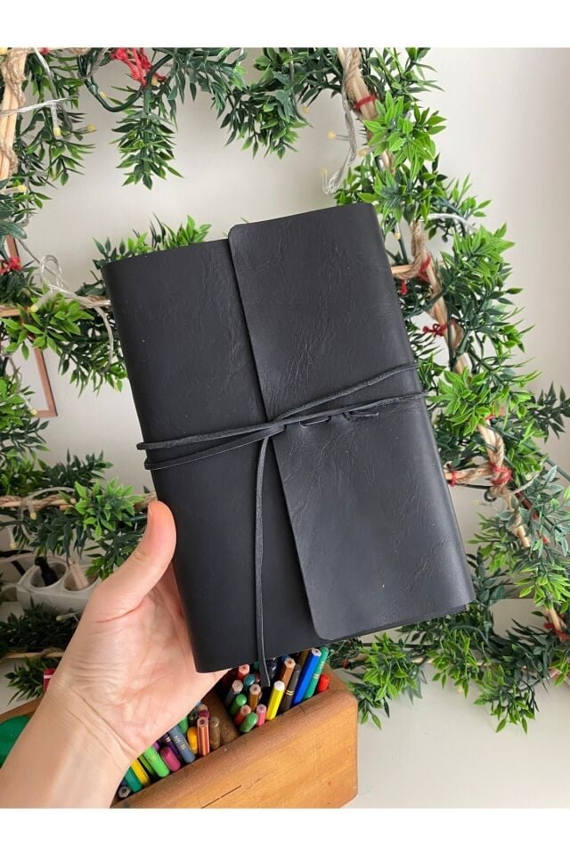 ALONSO - A5 Deri Ciltli El Dikişi Defter Si̇yah