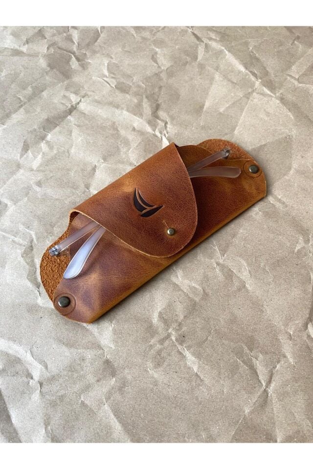BUTTERFLY - Gözlük Kılıfı Camel