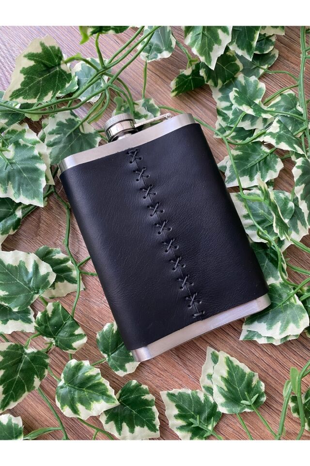 MATT - Deri Kaplı Çelik Viski Matarası Siyah