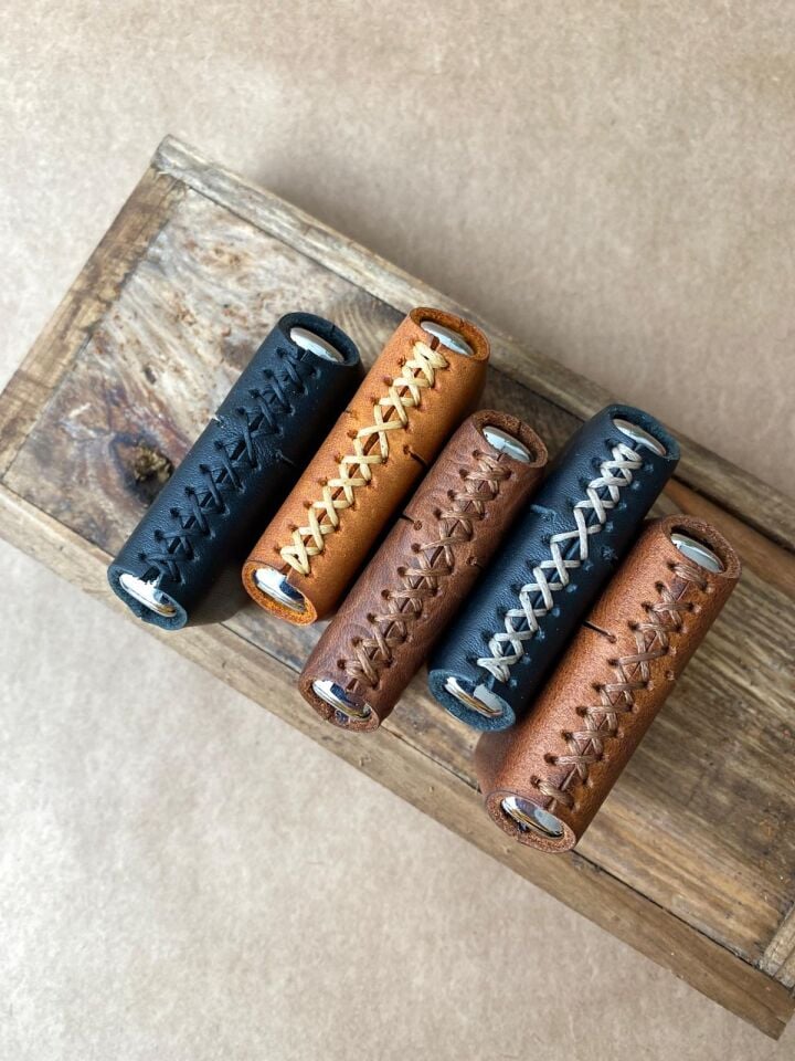 ÇAKMAK - Deri Kaplı Benzinli Çakmak Koyu Taba