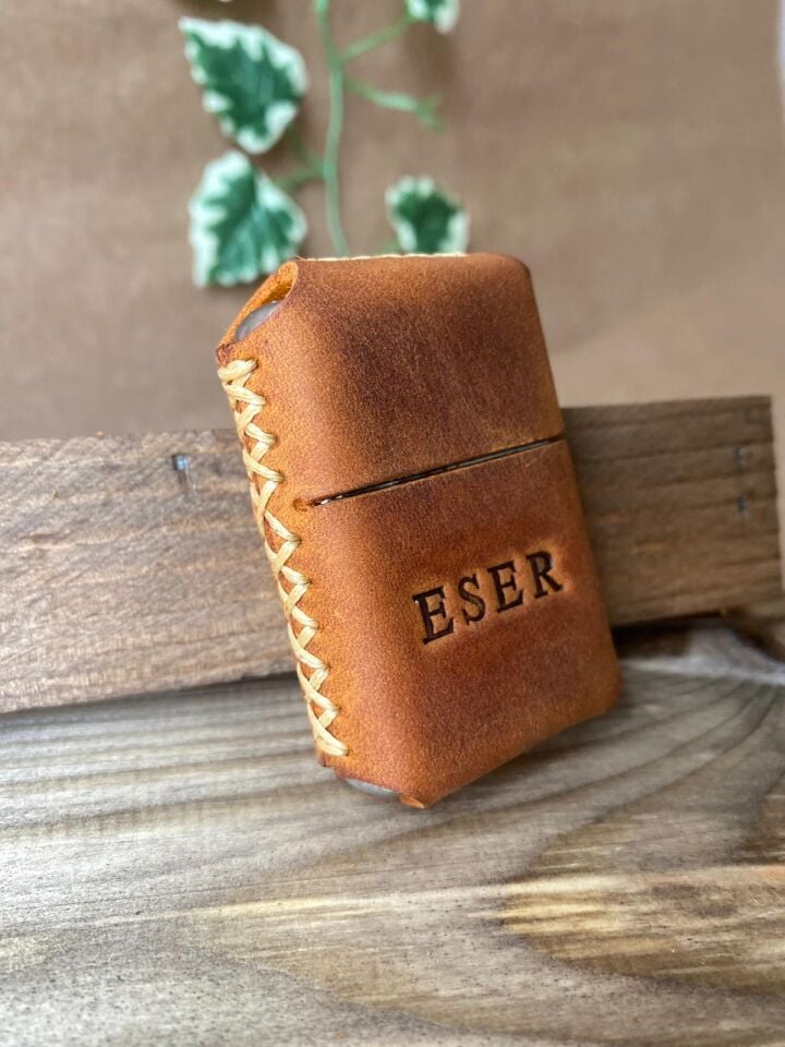 ÇAKMAK - Deri Kaplı Benzinli Çakmak Camel