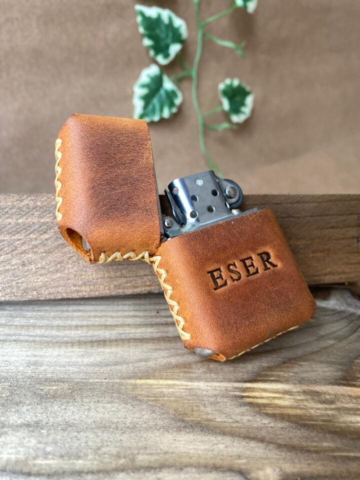 ÇAKMAK - Deri Kaplı Benzinli Çakmak Camel