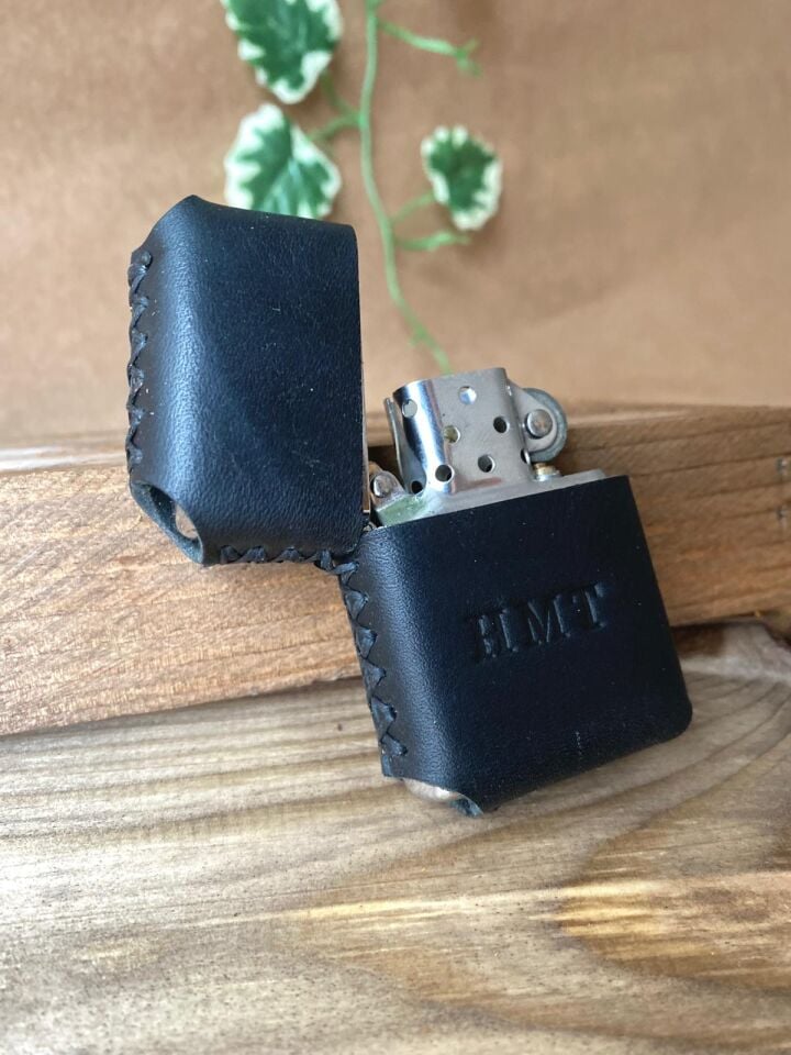 ÇAKMAK - Deri Kaplı Benzinli Çakmak Siyah Siyah